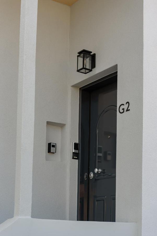 Galio Suites Airport By Airstay Spáta Exterior foto